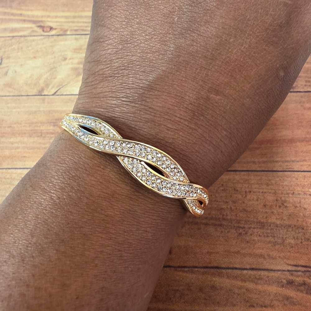 Sparkling 18K Gold-Filled Infinity Twist Cuff Bangle Bracelet Rhinestone Women's